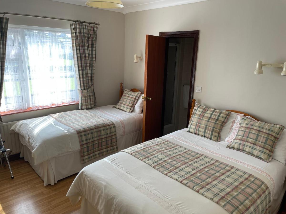 라힌치 Cois Farraige B&B 외부 사진